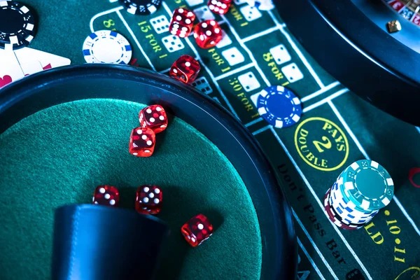 Crash gameplay and cash-out interface tutorial